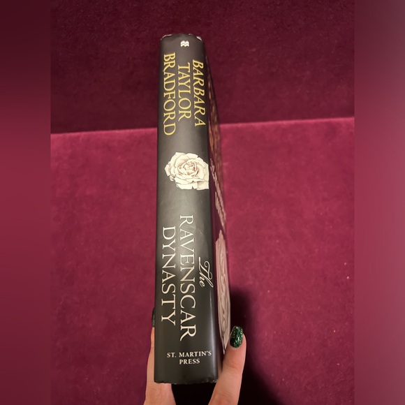 The Ravenscar Dynasty Hardback - First Edition - Picture 9 of 10